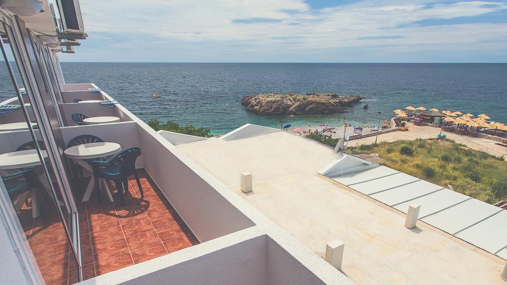 David Apartments And Rooms Dobra Voda Exterior foto