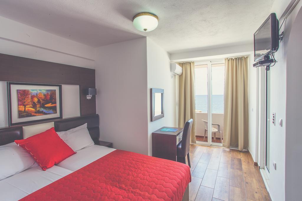 David Apartments And Rooms Dobra Voda Exterior foto